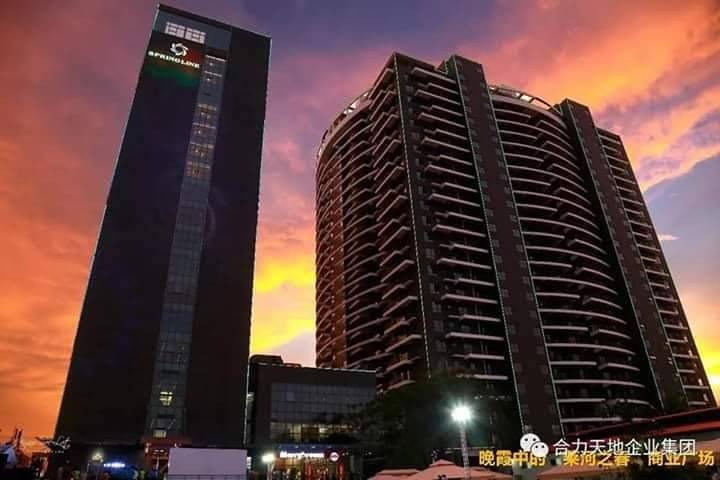 Natural Current Energy Hydropower 3 Spring Line Shopping Mall